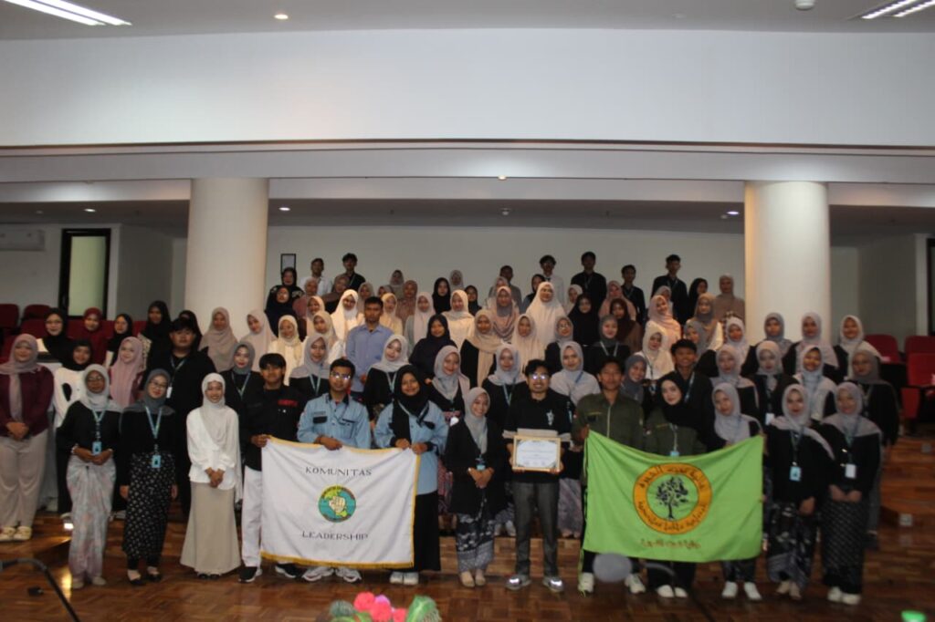KTS × Komunitas Leadership Sinergikan Pengembangan Bahasa dan Kepemimpinan Mahasiswa FTIK