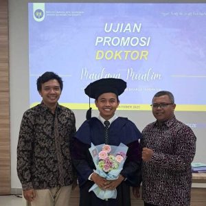 Bangga! Dosen TBI UIN Saizu Sabet Gelar Doktor Summa Cum Laude di UNY