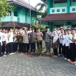 FTIK UIN Saizu Purwokerto Gelar Gerakan Penanaman 1000 Pohon Buah