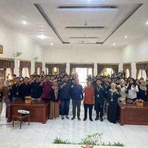 Dekan FTIK Tekankan Peran Fasilitator dalam TOF yang Digelar DEMA FTIK