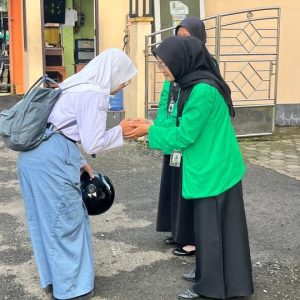 Mahasiswa PPL 2 FTIK UIN Saizu Tunjukkan Etika dan Profesionalisme Sejak Hari Pertama di Sekolah