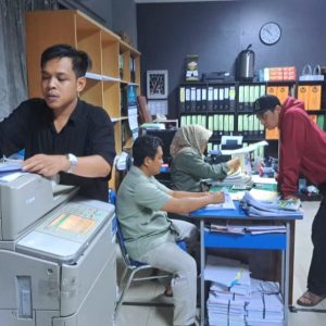 Pastikan Akuntabilitas, Wakil Dekan II FTIK UIN Saizu Kawal Ketat Penyusunan Laporan Keuangan