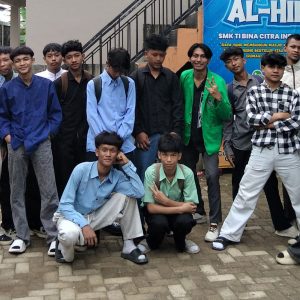 DEMA FTIK Gelar Program SINAR di SMK Bintra, Wujudkan Aksi Nyata Ramadhan dan Komitmen FTIK Progresif Berdampak